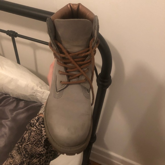 Timberlands size 7. Limited edition - Picture 3 of 3